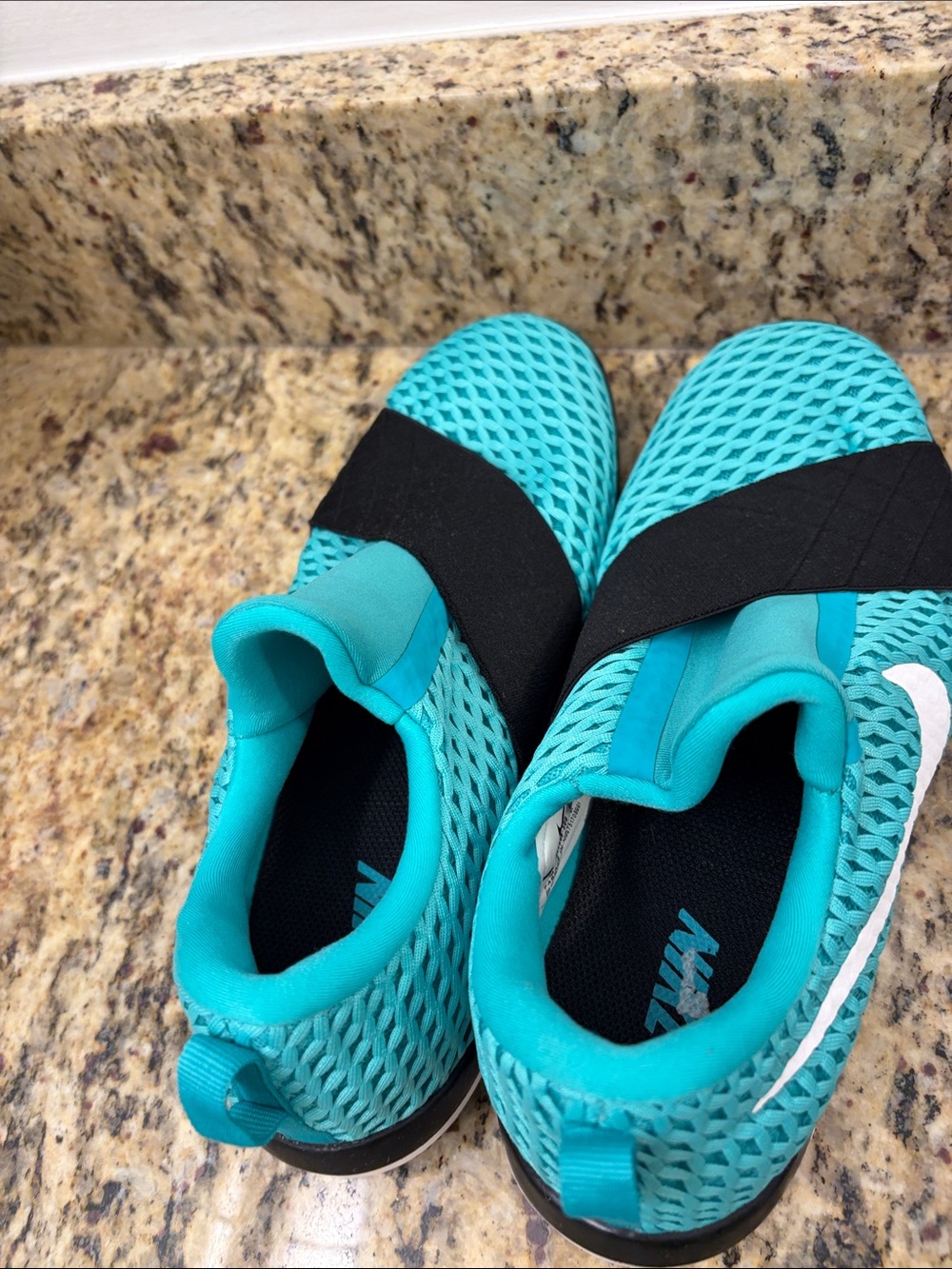 Nike Women's Slip-On Athletic Sneakers in Teal with Black Strap size 7.5 , NWOT - Picture 6 of 7